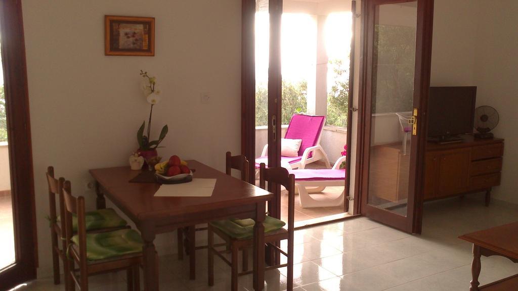 Holiday Home Oliveta Brela Bilik gambar